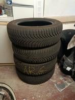 4 pneus hiver 215/60 R17, Enlèvement, Pneus hiver, Pneu(s)