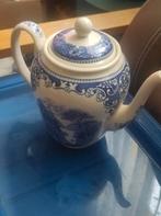 Theepot Castello met stempel moet weg elk bod, Enlèvement