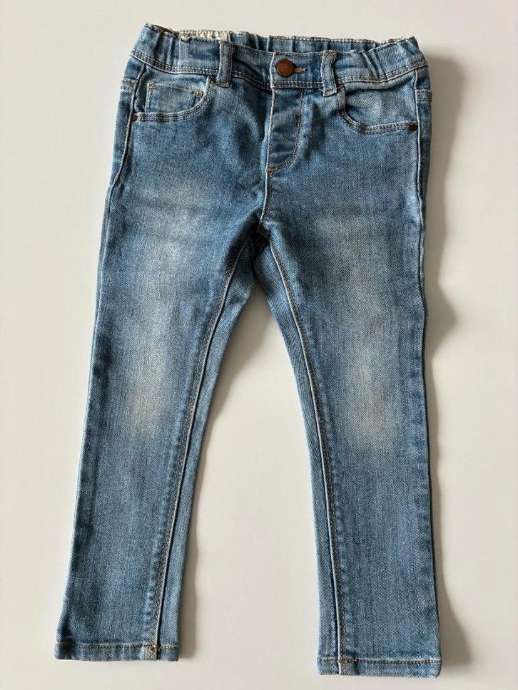 Jeans bleu clair taille 98, Enfants & Bébés, Vêtements enfant | Taille 98, Comme neuf, Fille, Pantalon, Enlèvement ou Envoi