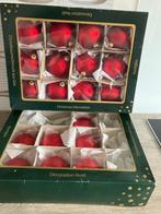 19 kerstballen rood, Ophalen