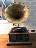 Gramophone nostalgique gracieux, tourne-disque en, Antiquités & Art, Curiosités & Brocante, Enlèvement ou Envoi