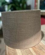 2 Lampenkappen – set van 2 (taupe/beige), Huis en Inrichting, Lampen | Lampenkappen, Ophalen, Zo goed als nieuw, Beige