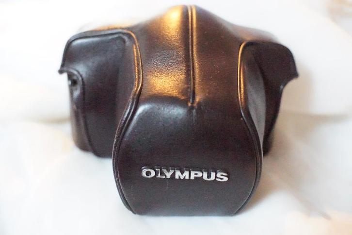 leren hoesje voor Olympus OM1, Om2,..., Audio, Tv en Foto, Fotocamera's Analoog, Zo goed als nieuw, Spiegelreflex, Olympus, Ophalen of Verzenden