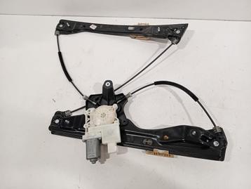 RAAMMECHANIEK ELEK RECHTS VOOR Opel Astra K (39142316) beschikbaar voor biedingen