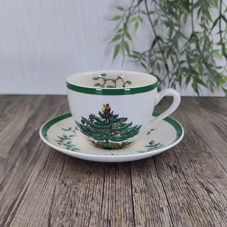 Spode Christmas Tree Theekop en Schotel, Antiek en Kunst, Antiek | Servies los, Ophalen of Verzenden