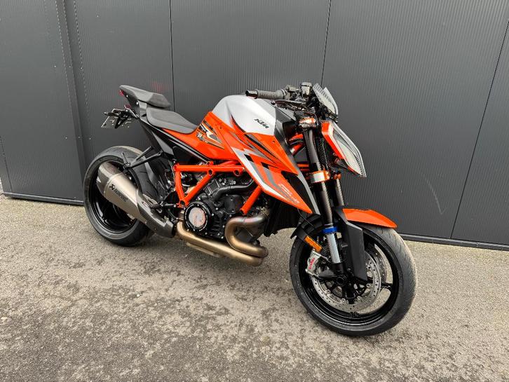 KTM - 1290 SUPER DUKE R EVO, Motoren, Motoren | KTM, Bedrijf, Naked bike, meer dan 35 kW, 2 cilinders, Motorrijbewijs A, ABS, Cruise Control