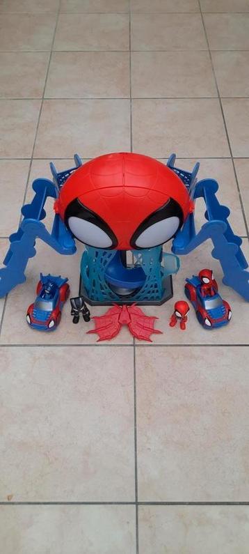 Spider - Man Spinbasis  als nieuw, 45€  0498 65 66 20 beschikbaar voor biedingen
