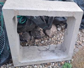 Opzetstuk/ophoogstuk 70x70  beton beschikbaar voor biedingen