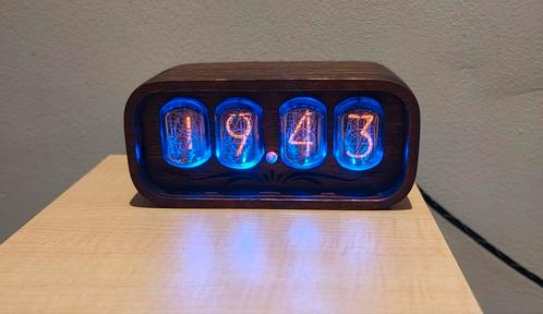Nixie clock (Arduino gestuurd), Huis en Inrichting, Woonaccessoires | Klokken, Nieuw, Ophalen of Verzenden