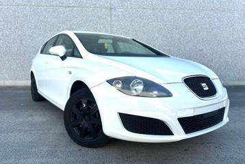 SEAT LEON 1.4 BENZINE-FACELIFT!-AIRCO!-GEKEURD VR.VRKP! beschikbaar voor biedingen
