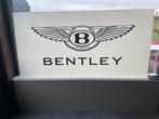 Bentley logo collectorsitem in plexi 2x1m, Ophalen