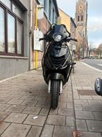 Piaggio zip 4t iget, Fietsen en Brommers, Scooters | Piaggio, Ophalen, Zo goed als nieuw, Zip