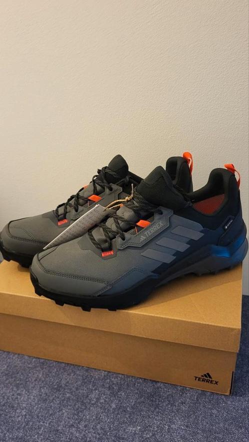 Adidas Terrex maat 46 ( 45) wandelschoenen hiking NIEUW, Sport en Fitness, Bergsport en Wandelen, Nieuw, Ophalen of Verzenden