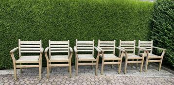 6 teak tuinstoelen beschikbaar voor biedingen