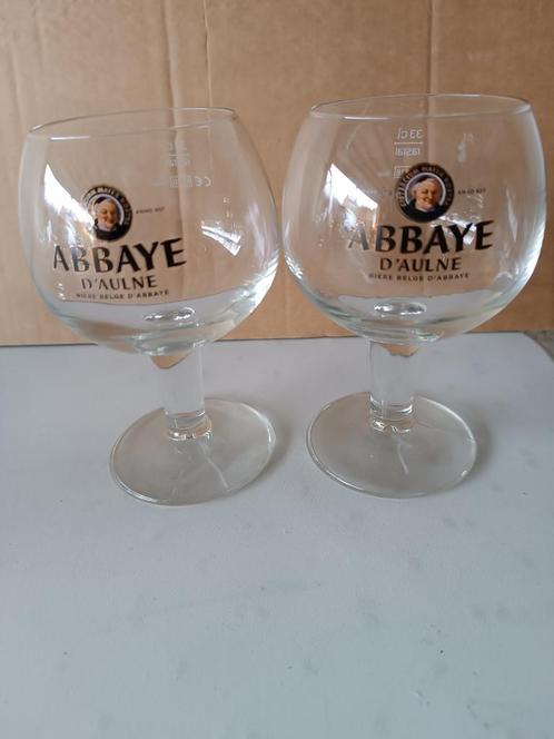 A vendre 2 verres Abbaye d'aulne, Collections, Verres & Petits Verres, Utilisé, Verre à bière, Enlèvement