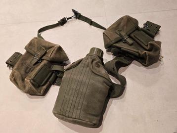 US army Vietnam tactische gordel met twee patroontassen beschikbaar voor biedingen