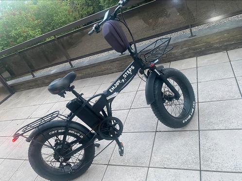 Elektrische fiets, Fietsen en Brommers, Brommerhelmen, Zo goed als nieuw, Large, Ophalen