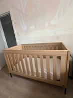 Babybed 70 cm x 140 cm, Kinderen en Baby's, Kinderkamer | Complete kinderkamers, Ophalen, Gebruikt, Jongetje of Meisje