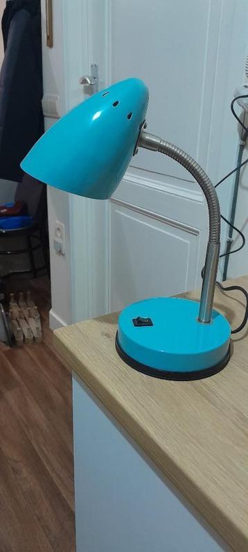 Lampe de Table d'Occasion - Éclairez Votre Intérieur  beschikbaar voor biedingen
