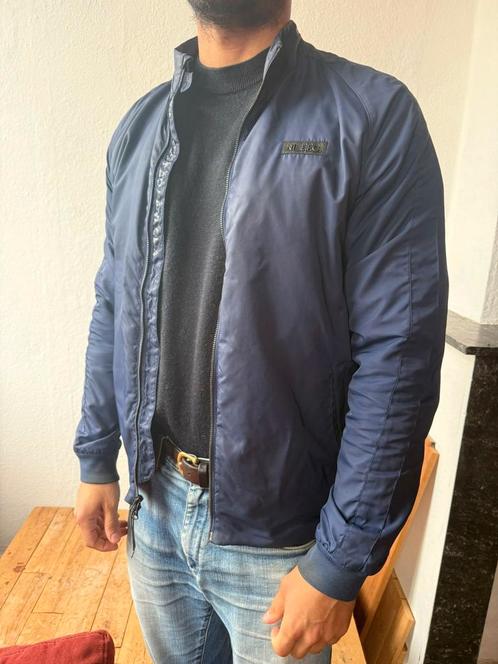 Veste NIKE taille M, Kleding | Heren, Jassen | Zomer, Zo goed als nieuw, Maat 48/50 (M), Blauw, Ophalen