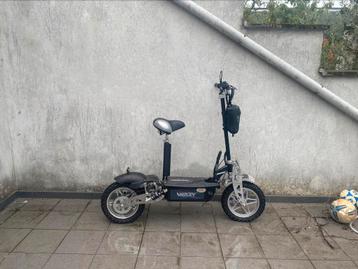 Elektrische scooter beschikbaar voor biedingen