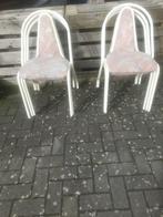 A vendre de magnifiques chaises de patio 5 + 1 gratuitement , Jardin & Terrasse, Chaises de jardin, Comme neuf, Empilable, Autres matériaux
