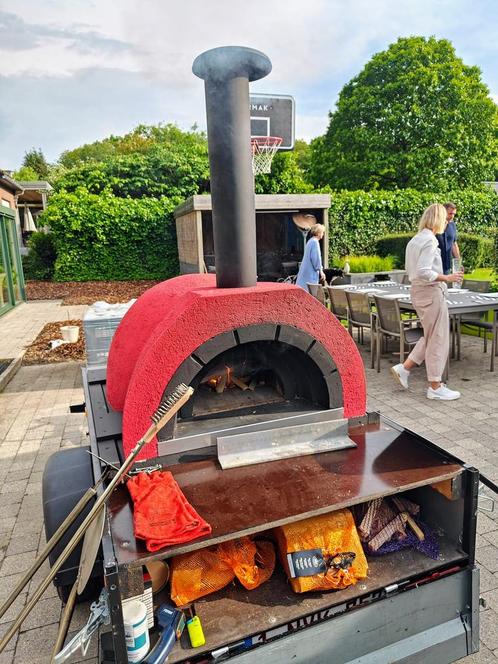 TE KOOP Pizza-oven houtgestookt op aanhanger, Tuin en Terras, Pizzaovens, Gebruikt, Ophalen