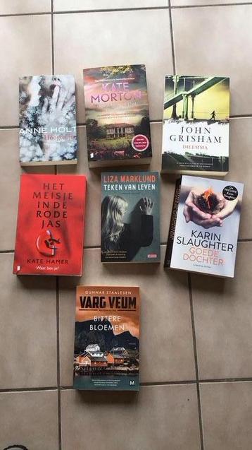Misdaad/ thrillers boeken divers beschikbaar voor biedingen