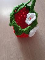 Paniers et mini doudou au crochet, Ophalen of Verzenden, Zo goed als nieuw, Haken