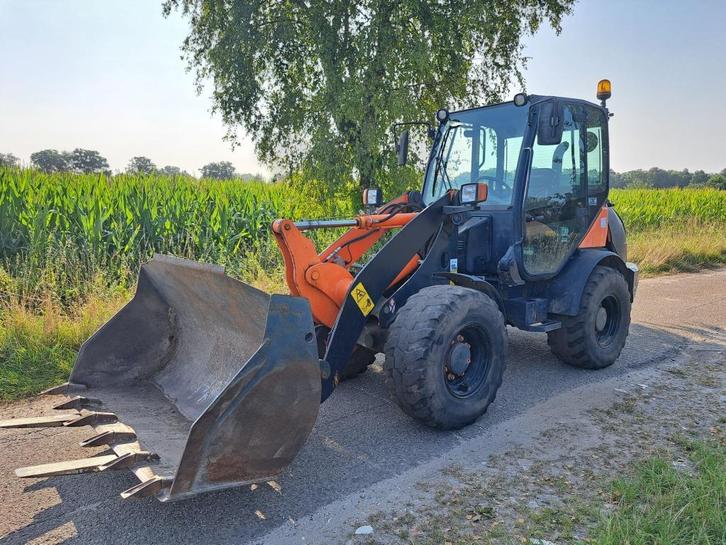 Komatsu Shovel WA70-7, Zakelijke goederen, Machines en Bouw | Kranen en Graafmachines, Graafmachine, Ophalen
