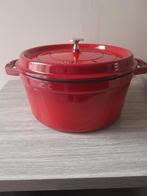 STAUB COCOTTE, Huis en Inrichting, Keuken | Potten en Pannen, Gietijzer, Zo goed als nieuw, Keramische plaat, Ophalen