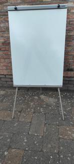 Flipover/ flipchart bord Dahle | 96010
Bord op driepoot/ sta, Ophalen, Zo goed als nieuw