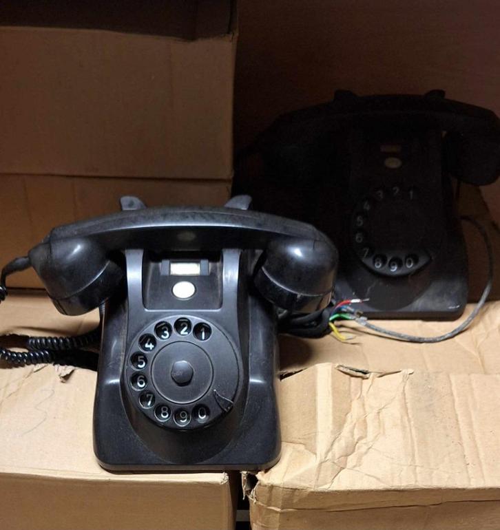 Tafelmodel Nederlandse bakelieten telefoons van de PTT️ ️️☎️, Telecommunicatie, Vaste telefoons | Niet Draadloos, Gebruikt, Bakeliet