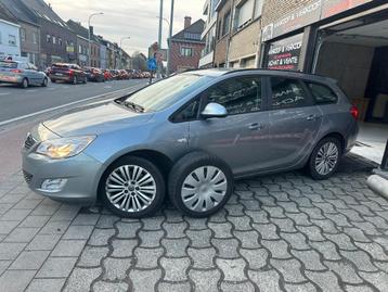 Opel Astra 1.7 Cdti 1st Main* Navigatie* Winterkit*