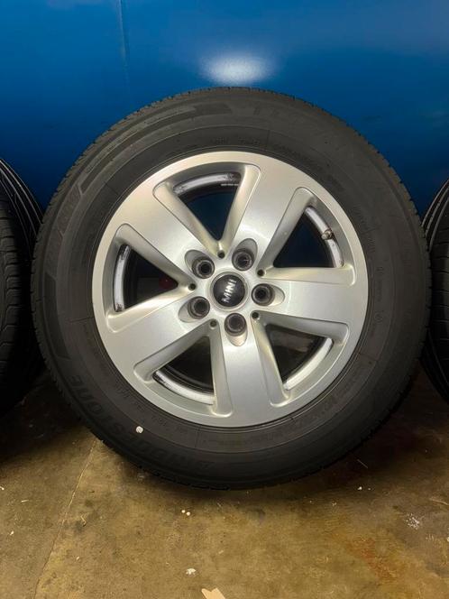 16” MINI Countryman velgen met heel goede zomerbanden, Auto-onderdelen, Banden en Velgen, Banden en Velgen, Zomerbanden, 16 inch