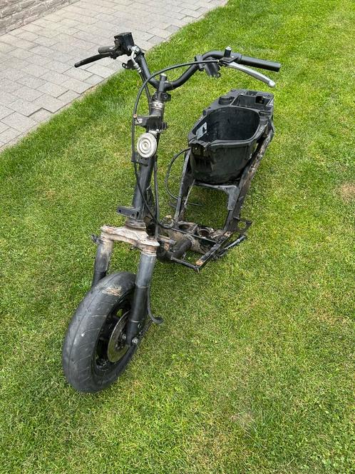 Zip in onderdelen, Fietsen en Brommers, Snorfietsen en Snorscooters, Zo goed als nieuw, Ophalen