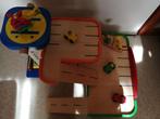 Garage à jouets en bois avec accessoires, Enfants & Bébés, Jouets | Jouets en bois, Comme neuf, Enlèvement, Jouet à Rouler ou à Bascule