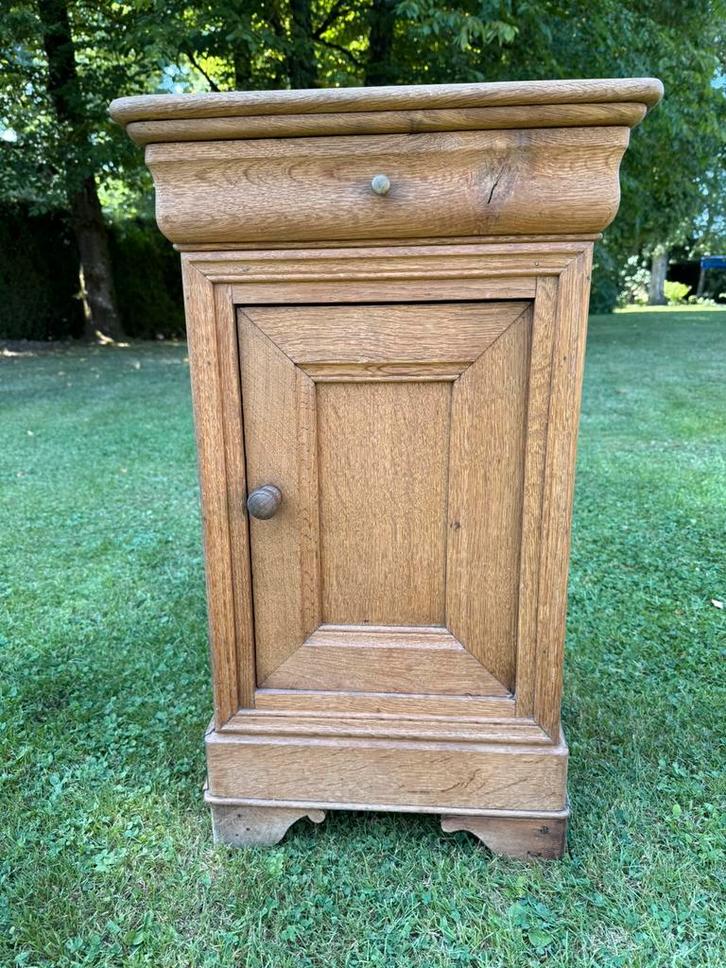 Ancienne table de chevet en chêne, Maison & Meubles, Chambre à coucher | Tables de chevet, Utilisé, Enlèvement