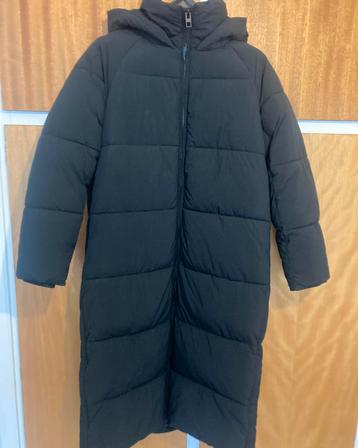 Lange dikke pufferjas van Zara mt M beschikbaar voor biedingen