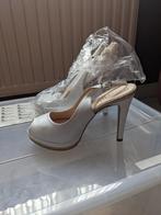 Pumps Lodi maat 35, Kleding | Dames, Schoenen, Pumps, Wit, Nieuw, Ophalen of Verzenden