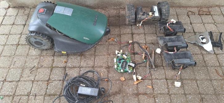 Wisselstukken Robomow RC - ook losse stukken te koop, Tuin en Terras, Robotmaaiers, Gebruikt, 20 tot 25 cm, Met regensensor, Bestuurbaar via app