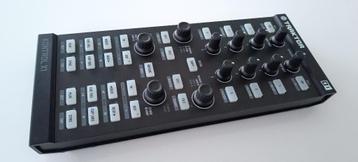Traktor X1 – portable USB DJ controller (nieuwstaat)    beschikbaar voor biedingen