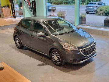 Peugeot 208 Benzine Euro 6b 86.000 km beschikbaar voor biedingen