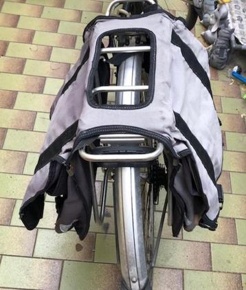 dubbelle fietstassen HEMA,in goede staat ! beschikbaar voor biedingen