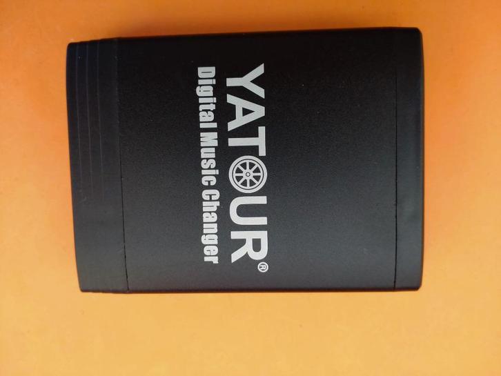 Lecteur MP3 carte SD/SDHC et AUX pour autoradio, Auto diversen, Autoradio's, Zo goed als nieuw, Ophalen
