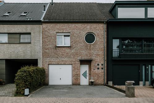 Verzorgde rijwoning in rustige woonwijk in Stabroek, Immo, Maisons à vendre, Province d'Anvers, Jusqu'à 200 m², Maison 2 façades