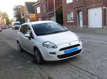 Fiat Punto 1.3 MultiJet Parkeersensor/Airco/Gekeurd+Carpass beschikbaar voor biedingen