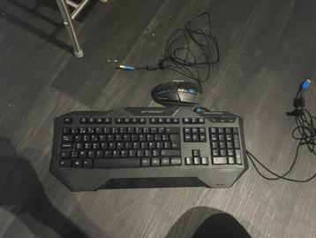clavier et souris gamer, Enlèvement, Utilisé, Filaire, Clavier gamer