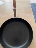 POÈLE COUSANCES 28 cm, Enlèvement, Comme neuf