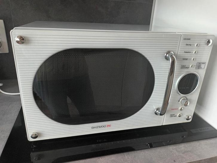 Micro-onde DAEWOO KOR-6N9R, Elektronische apparatuur, Microgolfovens, Zo goed als nieuw, Tussenbouw, Microgolfoven, 45 tot 60 cm